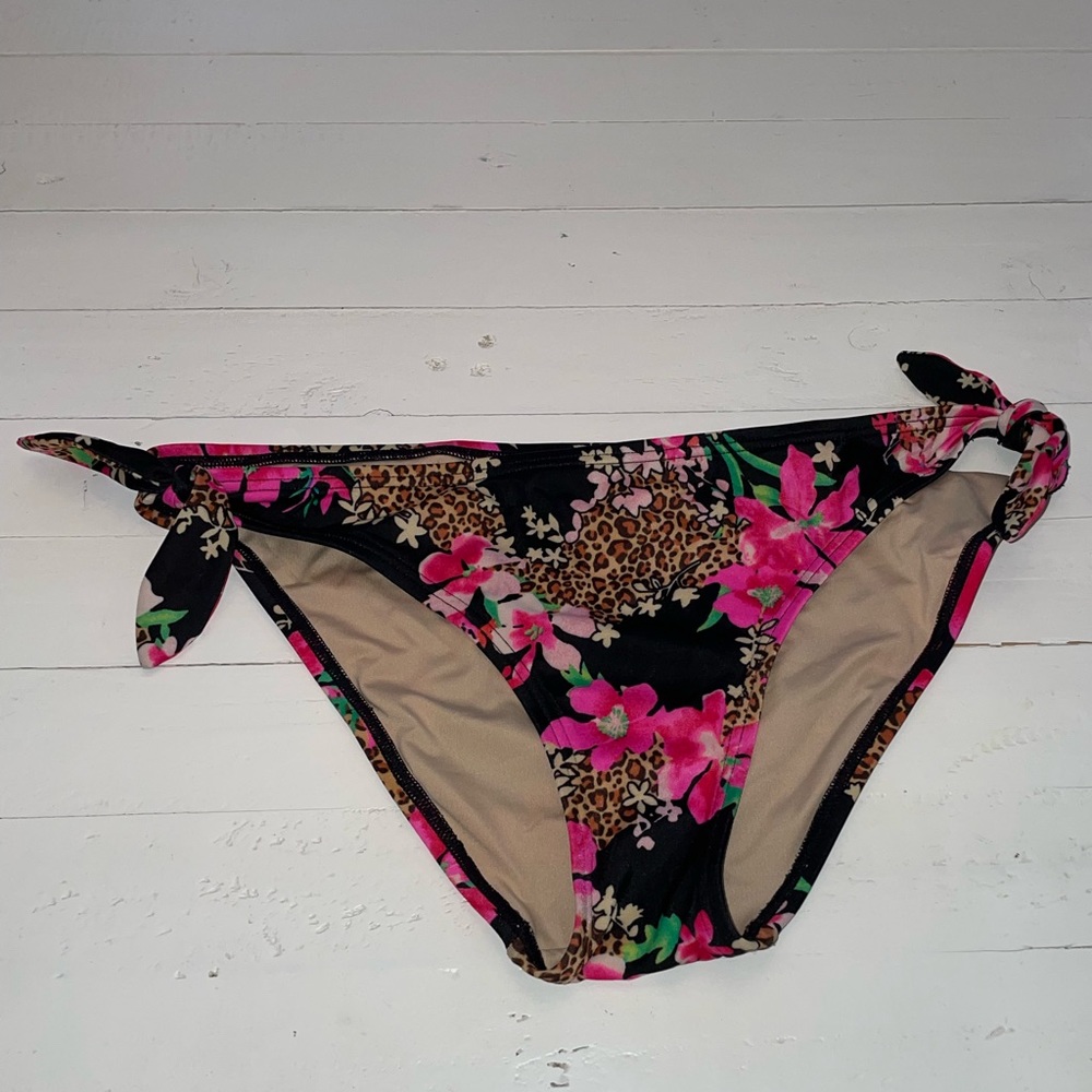 3 for $30 Victoria’s Secret Bikini Bottom